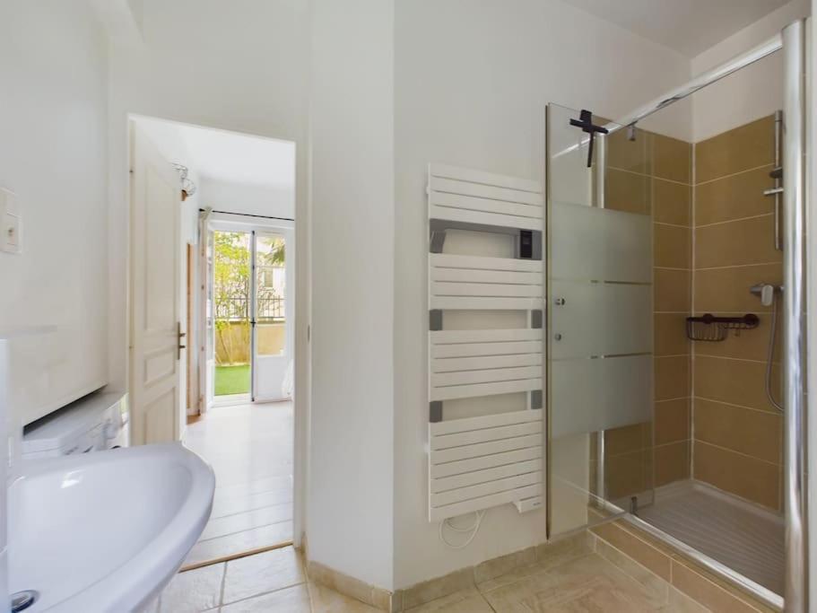Appartement Renove -Jardin Prive A Rueil-Malmaison Zewnętrze zdjęcie